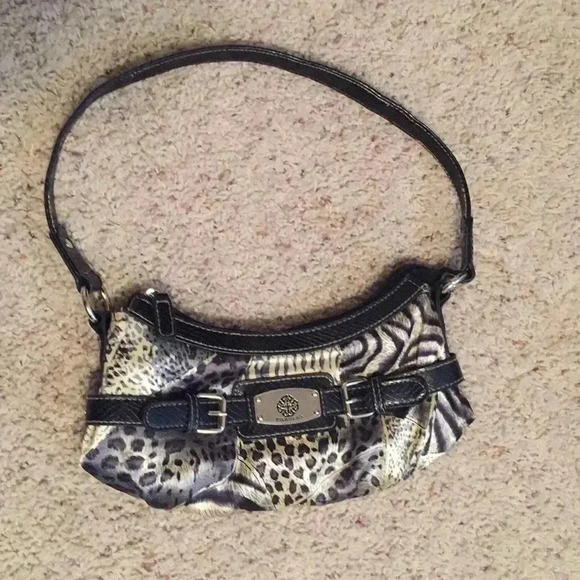 Treviso Purse with strap - Picture 1 of 8